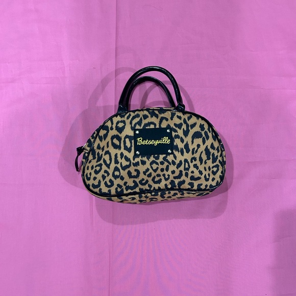 Betsey Johnson Betseyville Y2K Leopard Print Mini Bowler Handbag - Picture 2 of 5